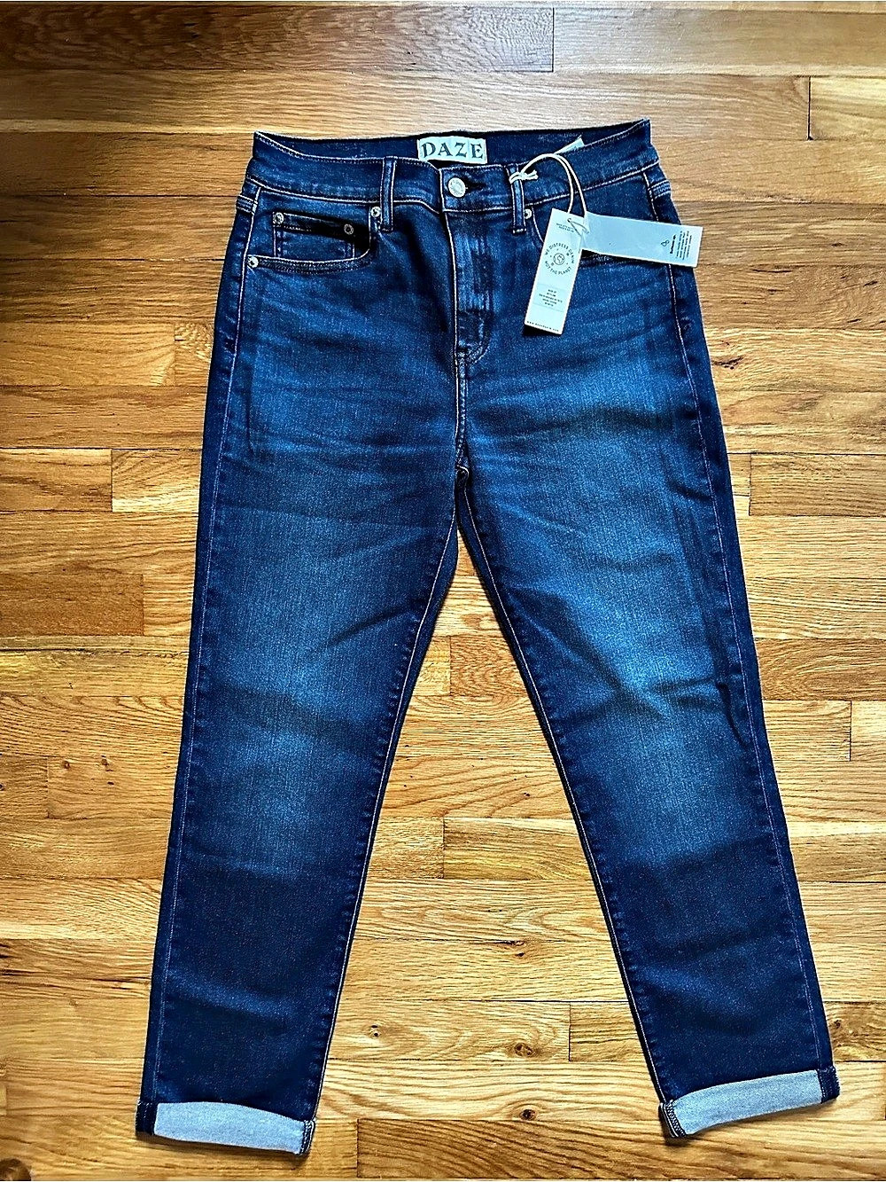 NWT Daze Lovergirl Midrise Roller Waist 27